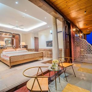 Double Room Mountain View